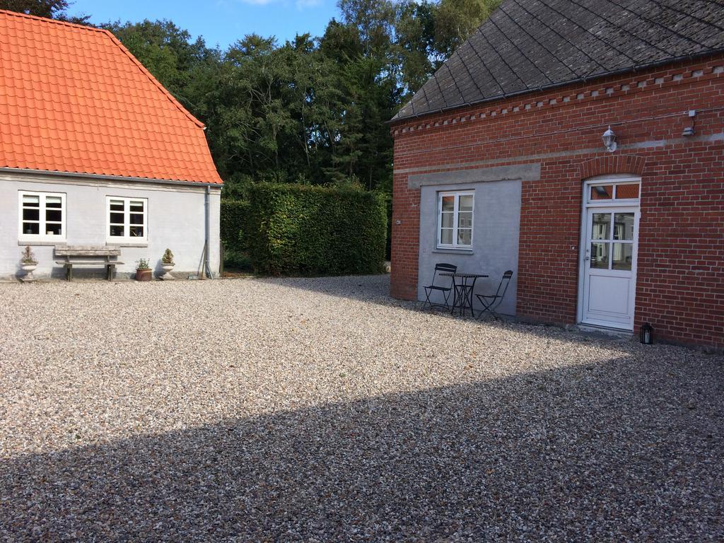 Kildegaarden Bed & Breakfast Frorup Exterior photo